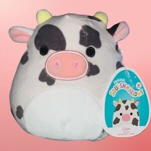 NWT Colin the Cow Valentines Squishmallow 5” (Heart Spots On Booty)